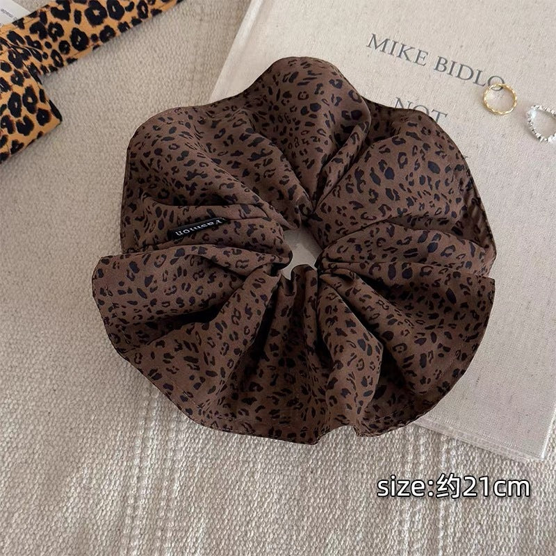 Grand Chouchou Satiné Style Coréen — Accessoire Cheveux Doux & Élastique