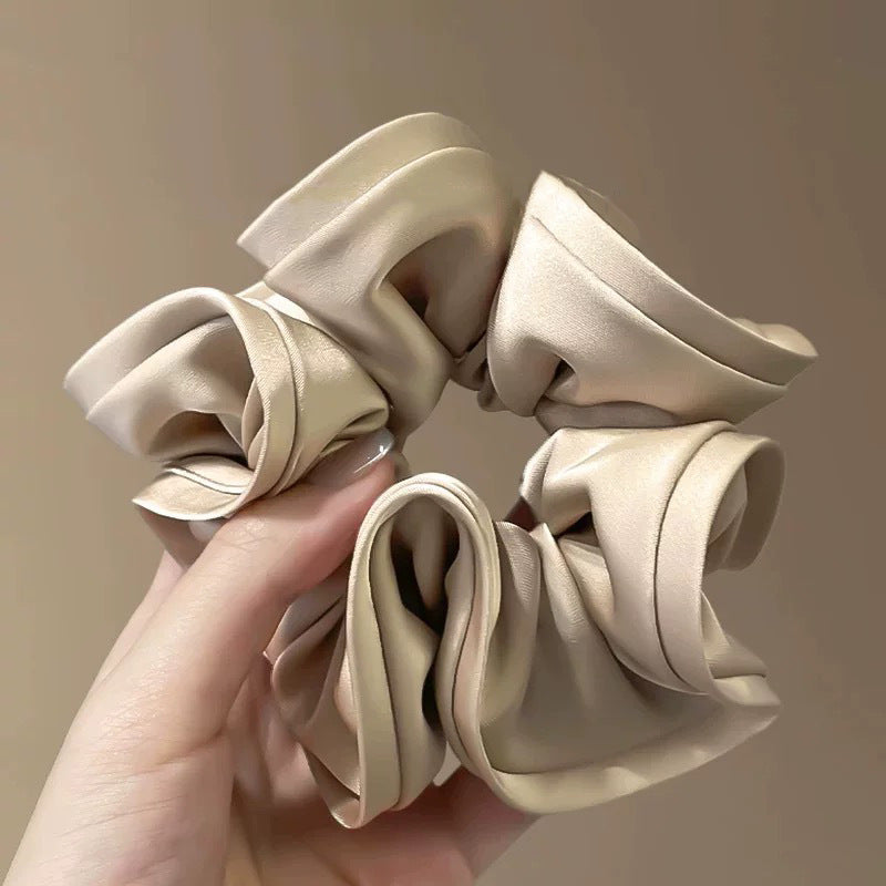 Grand Chouchou Satiné Style Coréen — Accessoire Cheveux Doux & Élastique