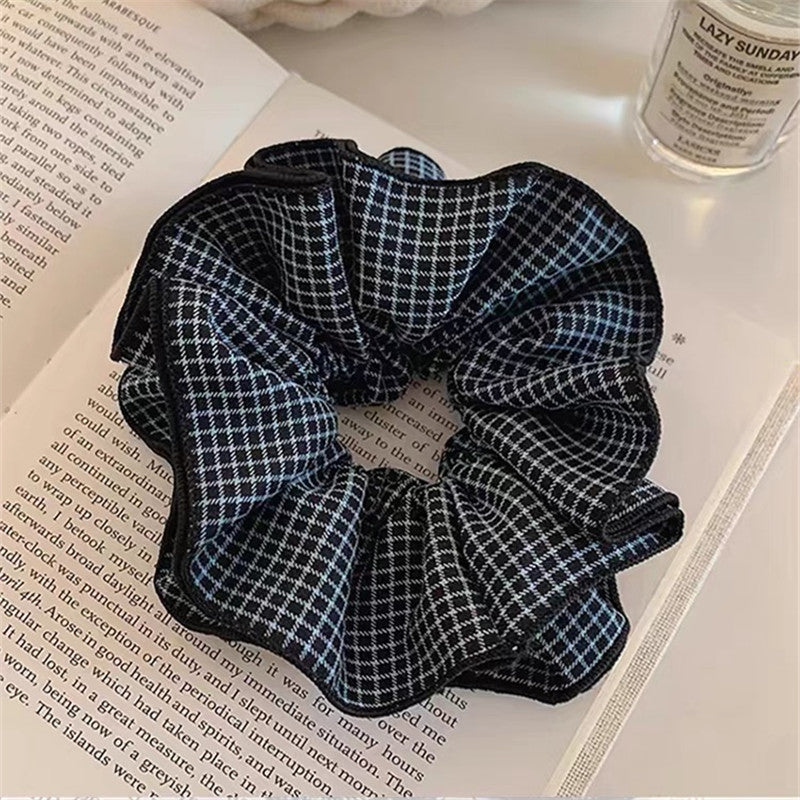 Grand Chouchou Satiné Style Coréen — Accessoire Cheveux Doux & Élastique